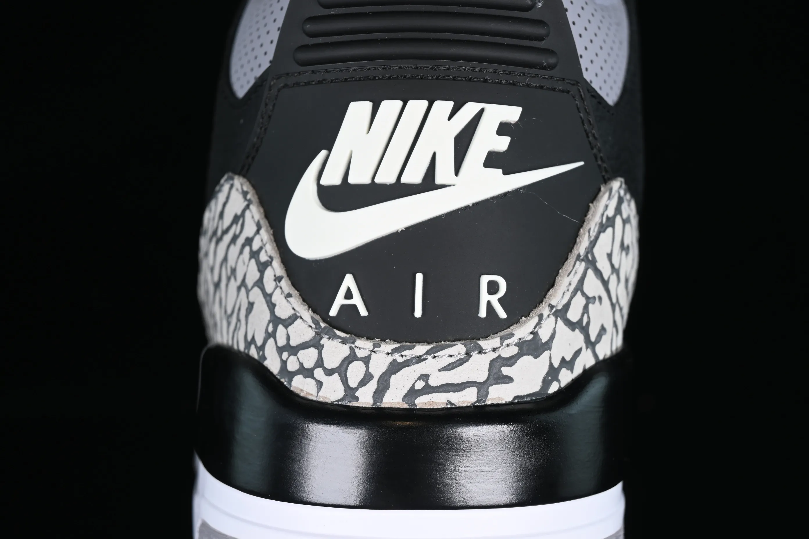 All categories Air Jordan Jordan series basketball shoes Air Jordan 3 pure original Air Jordan 3 Retro Black Cement (2018) AJ3 Joe 3 replica black cement 854262-001